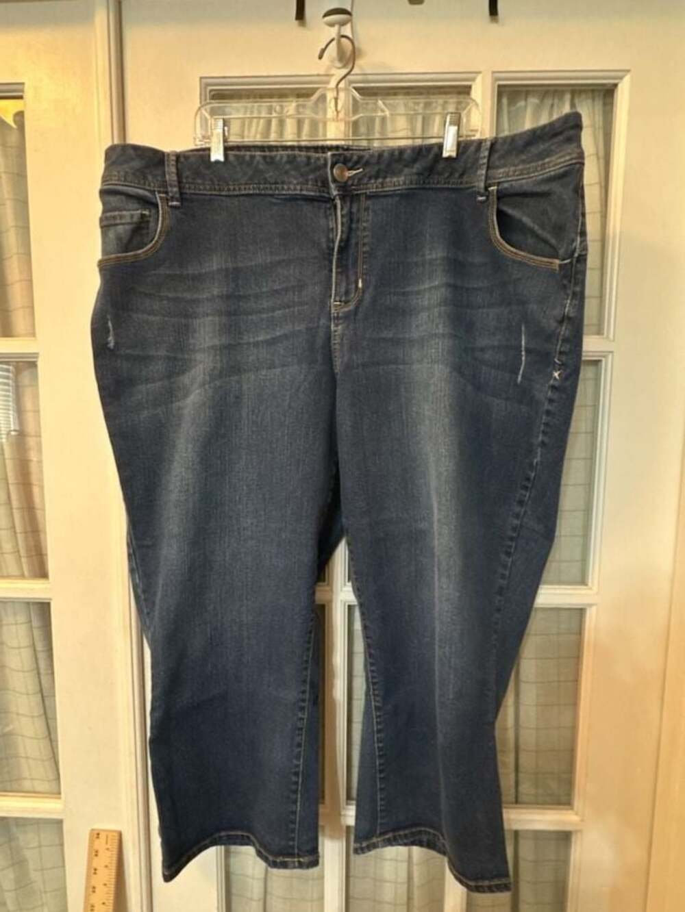 Lane Bryant Genius Fit Blue Denim Capri Jeans